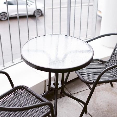 Pass The Keys Stylish 2Bed Rental Unit Glasgow Green ภายนอก รูปภาพ