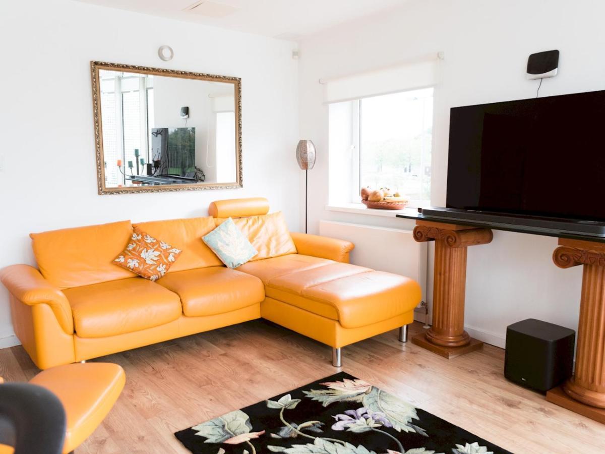 Pass The Keys Stylish 2Bed Rental Unit Glasgow Green ภายนอก รูปภาพ