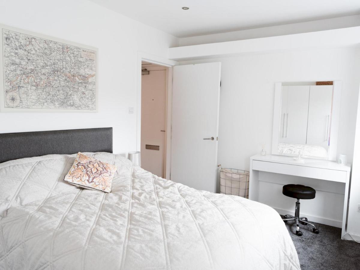 Pass The Keys Stylish 2Bed Rental Unit Glasgow Green ภายนอก รูปภาพ