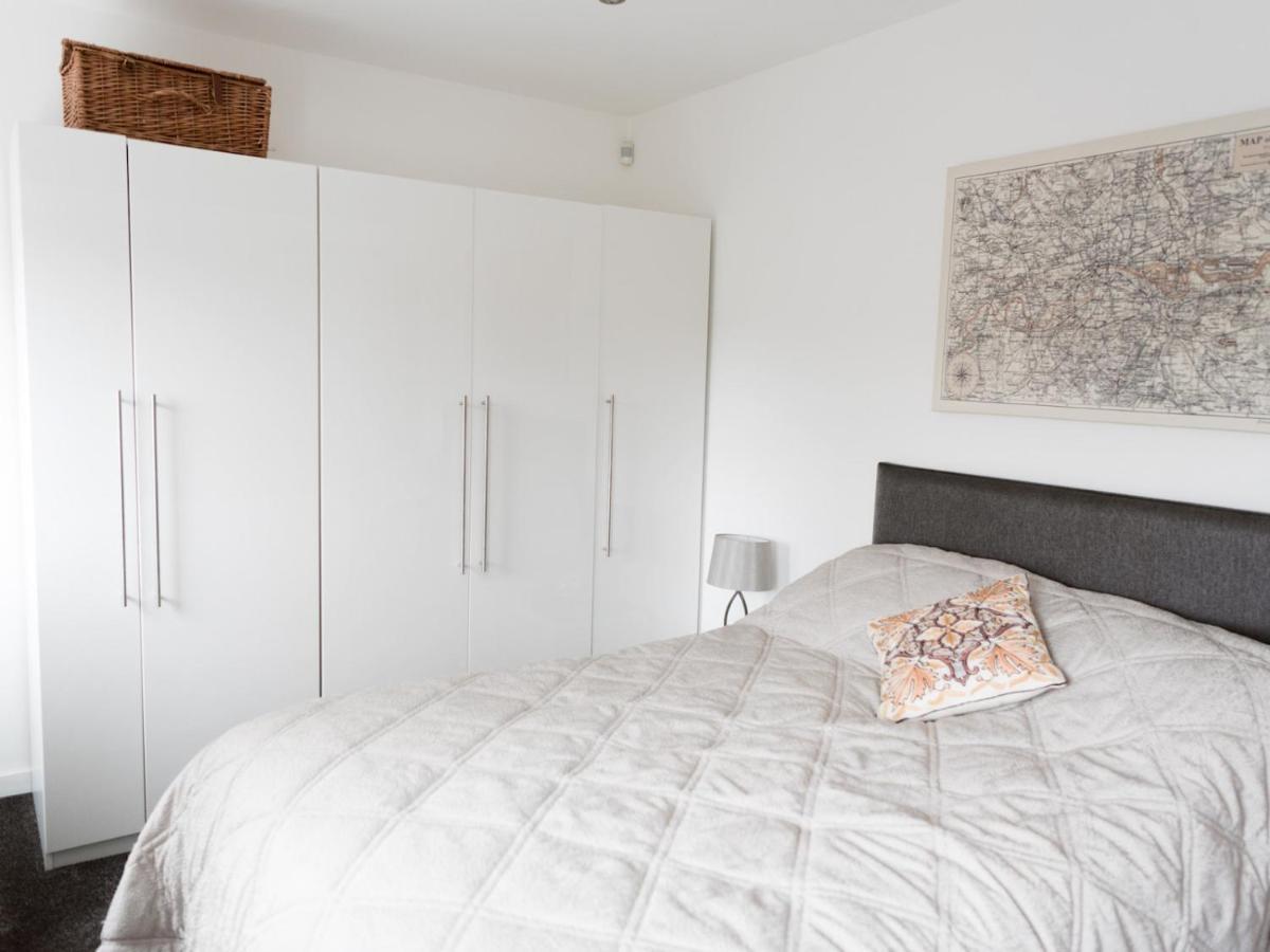Pass The Keys Stylish 2Bed Rental Unit Glasgow Green ภายนอก รูปภาพ
