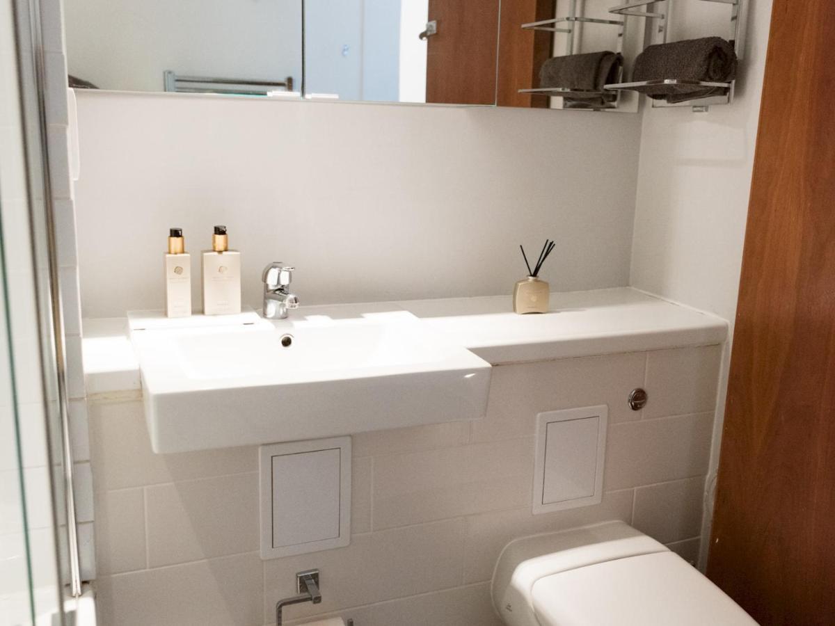 Pass The Keys Stylish 2Bed Rental Unit Glasgow Green ภายนอก รูปภาพ
